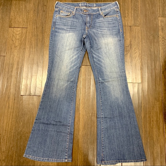 Old Navy Denim - Old Navy Regular Cut Flare Jeans Size 10